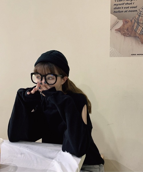 meJane(ミージェーン)の「オープンショルダープルパーカー(Tシャツ/カットソー・レディース・ホワイト/ブラック/グレー/グリーン・FREE)」の1枚目の写真