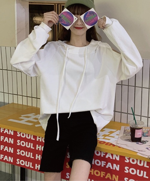 meJane(ミージェーン)の「オープンショルダープルパーカー(Tシャツ/カットソー・レディース・ホワイト/ブラック/グレー/グリーン・FREE)」の20枚目の写真