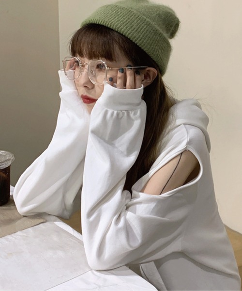 meJane(ミージェーン)の「オープンショルダープルパーカー(Tシャツ/カットソー・レディース・ホワイト/ブラック/グレー/グリーン・FREE)」の17枚目の写真
