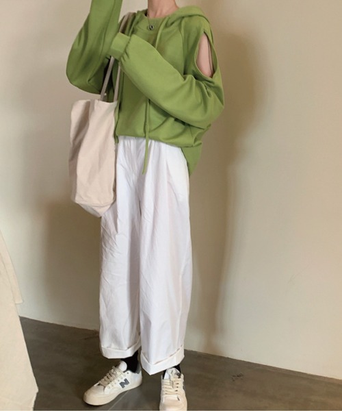 meJane(ミージェーン)の「オープンショルダープルパーカー(Tシャツ/カットソー・レディース・ホワイト/ブラック/グレー/グリーン・FREE)」の16枚目の写真