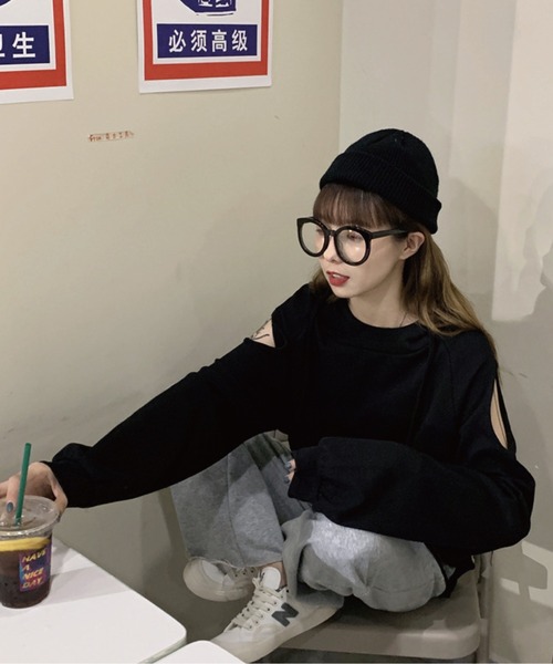 meJane(ミージェーン)の「オープンショルダープルパーカー(Tシャツ/カットソー・レディース・ホワイト/ブラック/グレー/グリーン・FREE)」の15枚目の写真