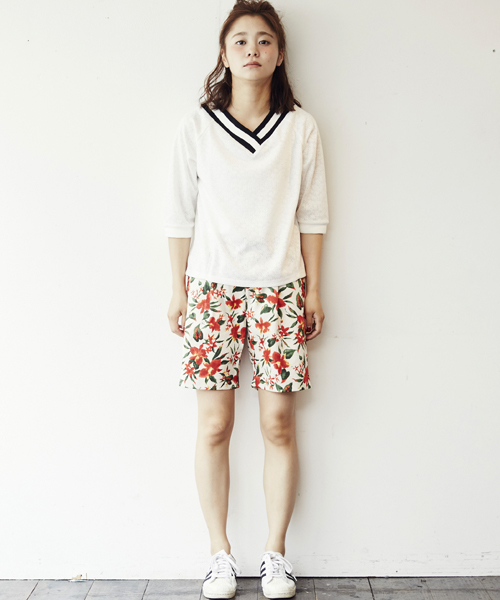 Parfum de Charmant Fleur（パルファムドゥシャルマンフルール）の「Parfum de Charmant Fleur/パルファムドゥシャルマンフルール/botanical pattern shorts2（ボタニカル柄ショートパンツ2)（その他パンツ・レディース・オフホワイト/ベージュ・FREE）」の12枚目の写真