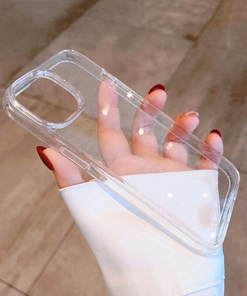 NOLITA LABORATORY（ノリータラボラトリー）の「【 NOLITA / ノリータ 】ラグジュアリー ラメ クリア アイフォンケース アイフォンカバー iPhone 15 / 15pro / 15proMax / 15plus / 16 / 16pro / 16proMax / 16plus / 7 / 8 / SE2 / SE3 / 11 / 12 / 13 / 14 / mini（スマホケース/カバー・レディース・クリア/クリアブラック・C/I/K/A/D/E/N/F/J/H/G/O/B/P/R/T/Q/U/V/iPhone 16/iPhone 16 Plus/iPhone 16 Pro/iPhone 16 Pro Max/iPhone 11/XR/iPhone 11 Pro/iPhone 12 Pro Max/iPhone 12/12 Pro/iPhone 13/iPhone 14 Pro Max/iPhone 15 Pro Max/iPhone 15/iPhone 15 Pro/iPhone 13 Pro/iPhone 14/iPhone 13 Pro Max/iPhone 14 Plus/iPhone 13 mini/iPhone 12 mini/iPhone Air/iPhone 17 Pro Max/iPhone 17 Pro/iPhone 17/iPhone 14 Pro/iPhone 7/8/SE(第2/第3世代)/iPhone 13/14/iPhone 15 Plus）」の7枚目の写真