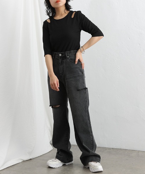 COLONY 2139(コロニートゥーワンスリーナイン)の「カットジャガードカットアウトTシャツ(Tシャツ/カットソー・レディース・ホワイト/ブラック/ブルー・FREE)」の20枚目の写真