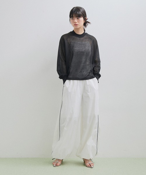 ADAM ET ROPE'（アダムエロペ）の「シアーニットTEE（Tシャツ/カットソー・レディース・ブラック/オフホワイト/サックスブルー・FREE）」の10枚目の写真