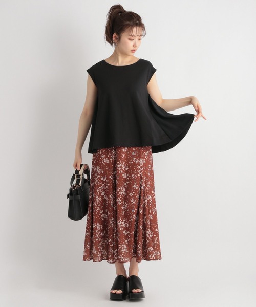 Andemiu（アンデミュウ）の「イソザイノースリーブカット905782（Tシャツ/カットソー・レディース・グリーン/ブラック/オフホワイト・FREE）」の4枚目の写真