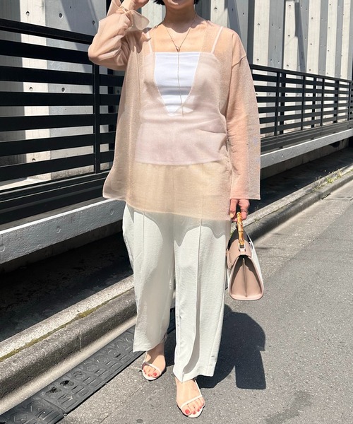 COLLAGE GALLARDAGALANTE（コラージュガリャルダガランテ）の「インナー付きシアーニット（Tシャツ/カットソー・レディース・ベージュ/ネイビー・FREE）」の3枚目の写真