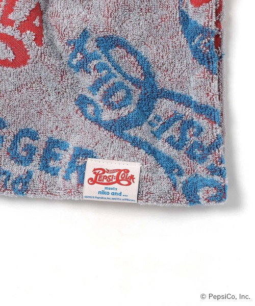 niko and（ニコアンド）の「【PEPSI(ペプシ)】コラボサウナポンチョ