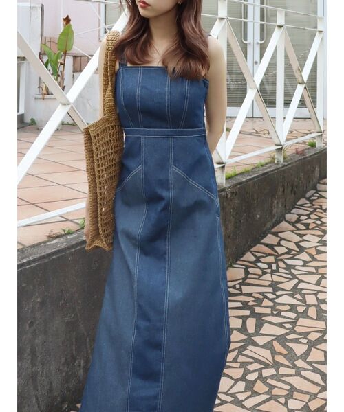 EVRIS(エヴリス)の「ブロッキングデニムロングワンピース(ワンピース・レディース・ブラック/インディゴブルー・FREE)」の18枚目の写真