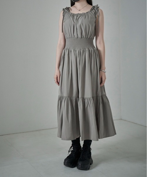 ANDGEEBEE（アンジービー）の「ギャザーリボンワンピ（ワンピース・レディース・カーキ/ブルー・MEDIUM）」の19枚目の写真