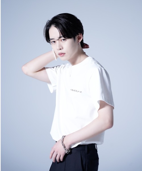 AROUND FLAVA(アラウンドフラバ)の「silkete like heavy weight glitter print T / シルケットライク ヘビーウェイト ラメプリントTシャツ(Tシャツ/カットソー・メンズ・ホワイト/ブラック・LARGE/MEDIUM/SMALL)」の3枚目の写真