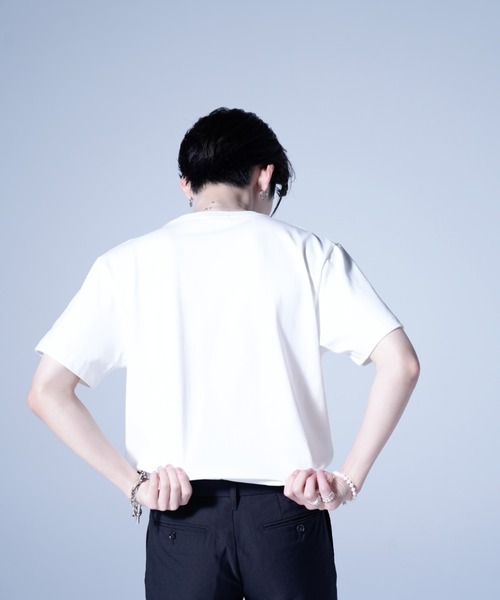 AROUND FLAVA(アラウンドフラバ)の「silkete like heavy weight glitter print T / シルケットライク ヘビーウェイト ラメプリントTシャツ(Tシャツ/カットソー・メンズ・ホワイト/ブラック・LARGE/MEDIUM/SMALL)」の6枚目の写真