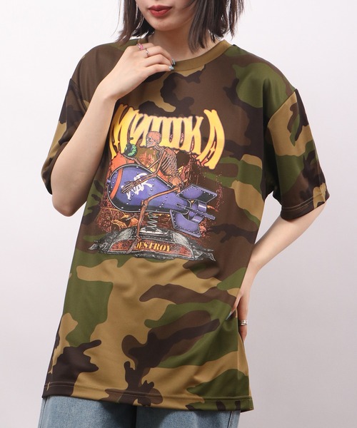 MISHKA（ミシカ）の「MISHKA カモフラージュ柄Tシャツ 半袖（Tシャツ/カットソー・メンズ・グリーン系/グリーン系1/グリーン系2/グリーン系3・M/L/XL）」の6枚目の写真
