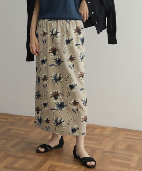 美品 かぐれ リネンコットンフラワープリントスカート DOORS URBAN RESEARCH DOORS（アーバンリサーチドアーズ）の「リネンコットン