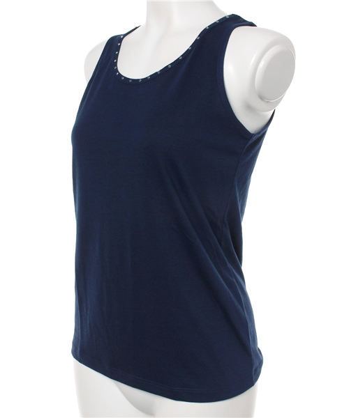 earth music&ecology（アースミュージックアンドエコロジー）の「ラインストーンタンクトップ（タンクトップ・レディース・オフホワイト/LT.Gray/ブラック/ライトイエロー/ブルー/ネイビー・MEDIUM/SMALL）」の8枚目の写真