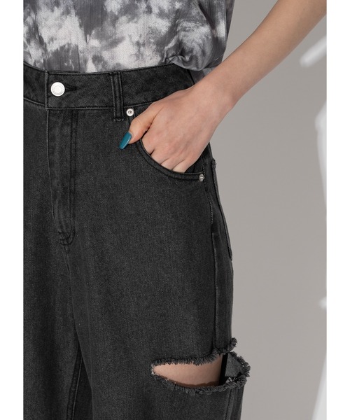 Adoon plain(アドーンプレーン)の「サイドスリットデニム(デニムパンツ・レディース・ブラック/サックスブルー・MEDIUM/LARGE)」の17枚目の写真