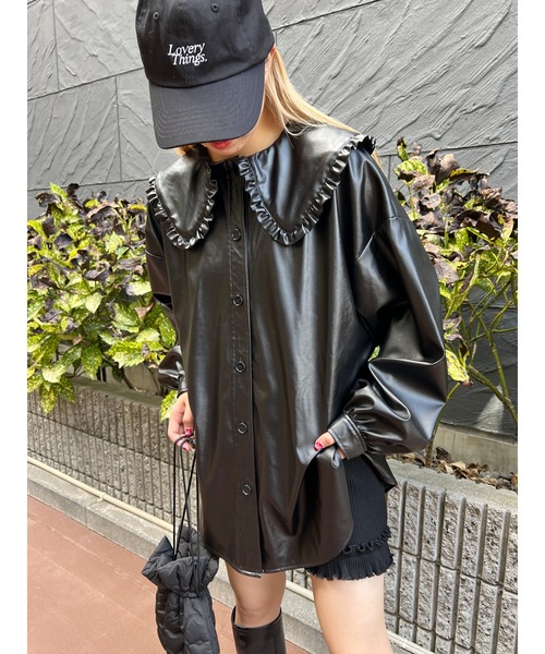 WC（ダブル シー）の「フリルカラーフェイクレザーシャツ（シャツ/ブラウス・レディース・ブラック・FREE）」の8枚目の写真