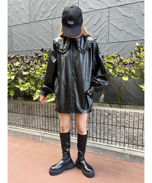 WC（ダブル シー）の「フリルカラーフェイクレザーシャツ（シャツ/ブラウス・レディース・ブラック・FREE）」の9枚目の写真