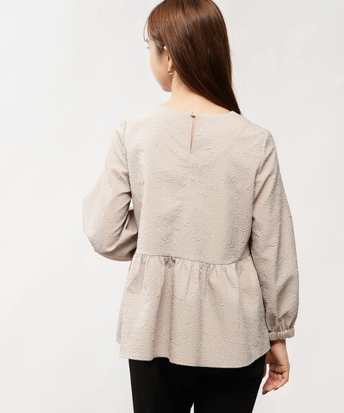 grove（グローブ）の「◆【美人百花11月号掲載】ふくれジャカードペプラムブラウス（シャツ/ブラウス・レディース・アイボリー/ブラック/ブラウン系その他・02/01）」の22枚目の写真