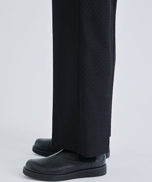 ETHOSENS（エトセンス）の「【ETHOSENS/エトセンス】Rhombus slacks（スラックス・メンズ・ブラック/ブラウン・1/2）」の9枚目の写真