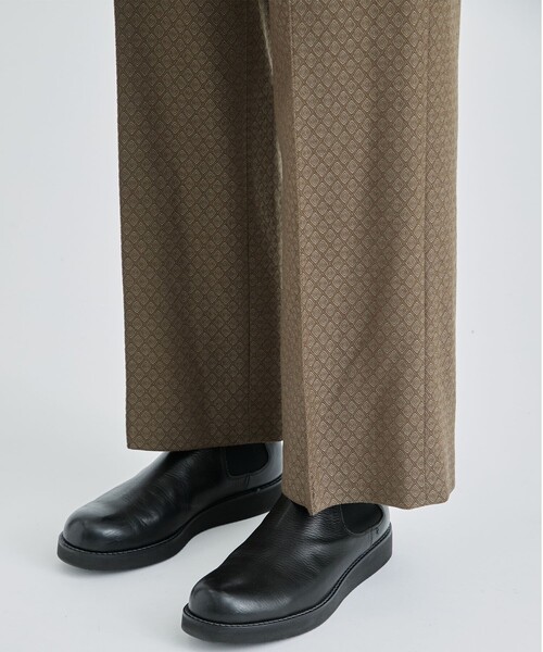 ETHOSENS（エトセンス）の「【ETHOSENS/エトセンス】Rhombus slacks（スラックス・メンズ・ブラック/ブラウン・1/2）」の18枚目の写真