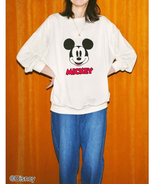 IEDIT（イディット）の「ＩＥＤＩＴ　Ｄｉｓｎｅｙ「ミッキーマウス」オーバーサイズスウェット（スウェット・レディース・オフホワイト/ネイビー・MEDIUM/LARGE/X-LARGE/XX-LARGE/SMALL）」の3枚目の写真