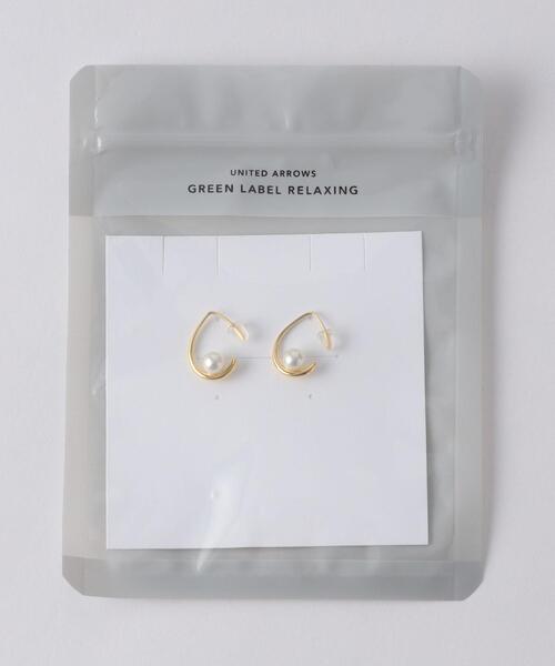 green label relaxing(グリーンレーベルリラクシング)の「シズクフープ & フェイクパール フックピアス(ピアス(両耳用)・レディース・ゴールド/シルバー・FREE)」の10枚目の写真