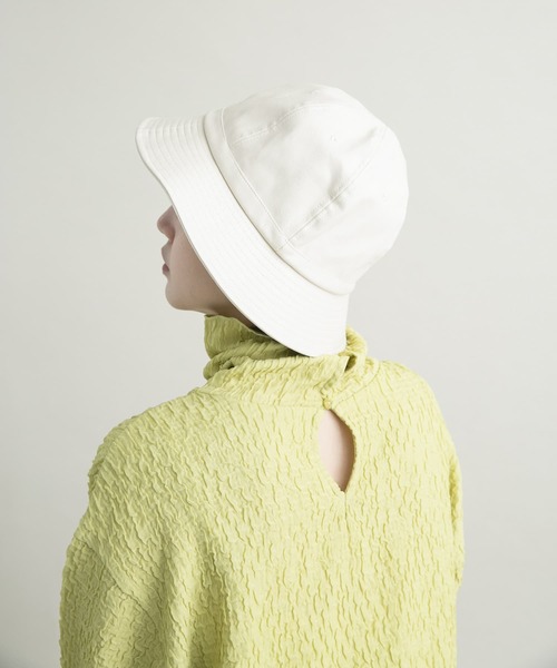 KBF（ケイビーエフ）の「レザーバケットHAT（ハット・レディース・ブラック/オフホワイト・ONE）」の5枚目の写真