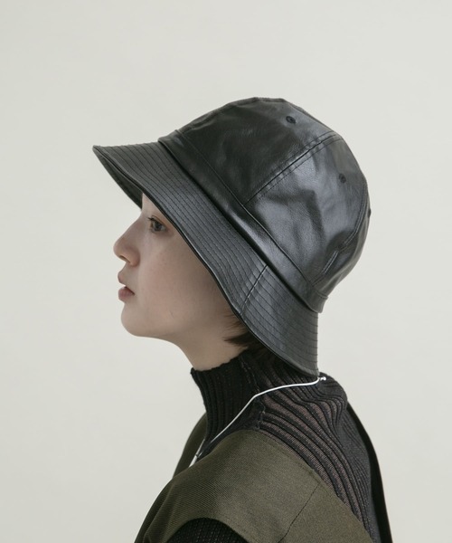 KBF（ケイビーエフ）の「レザーバケットHAT（ハット・レディース・ブラック/オフホワイト・ONE）」の7枚目の写真