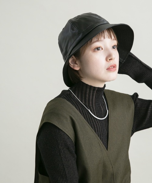 KBF（ケイビーエフ）の「レザーバケットHAT（ハット・レディース・ブラック/オフホワイト・ONE）」の8枚目の写真