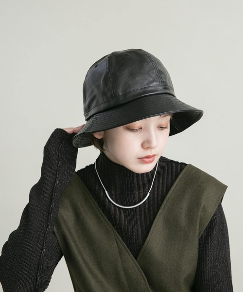 KBF（ケイビーエフ）の「レザーバケットHAT（ハット・レディース・ブラック/オフホワイト・ONE）」の9枚目の写真