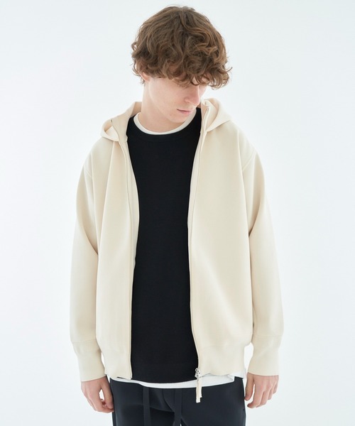 ESTNATION(エストネーション)の「ESTNATION / ミラノリブジップフーデッドブルゾン<ECOPET>(パーカー・メンズ・アイボリー/ブラック・MEDIUM/LARGE/X-LARGE)」の16枚目の写真