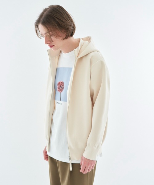 ESTNATION(エストネーション)の「ESTNATION / ミラノリブジップフーデッドブルゾン<ECOPET>(パーカー・メンズ・アイボリー/ブラック・MEDIUM/LARGE/X-LARGE)」の9枚目の写真