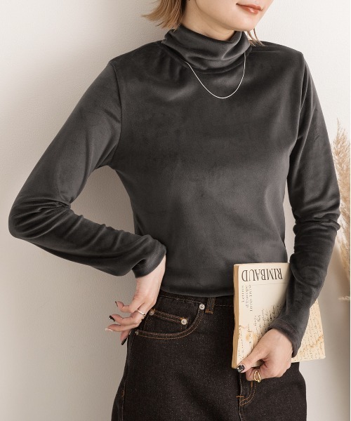 ad thie(アドティエ)の「ベロア素材 ハイネックプルオーバー(Tシャツ/カットソー・レディース・ブラック/オフホワイト/グレー/キャメル/ボルドー/ピンク/ダークグリーン・FREE)」の18枚目の写真