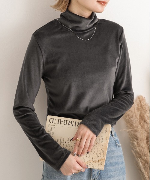 ad thie(アドティエ)の「ベロア素材 ハイネックプルオーバー(Tシャツ/カットソー・レディース・ブラック/オフホワイト/グレー/キャメル/ボルドー/ピンク/ダークグリーン・FREE)」の20枚目の写真