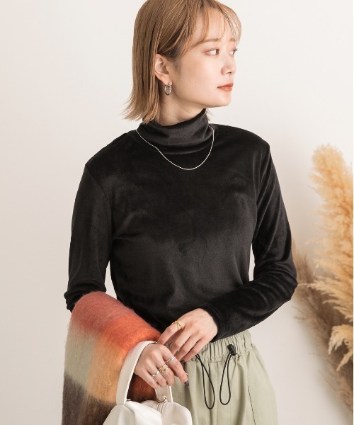 ad thie(アドティエ)の「ベロア素材 ハイネックプルオーバー(Tシャツ/カットソー・レディース・ブラック/オフホワイト/グレー/キャメル/ボルドー/ピンク/ダークグリーン・FREE)」の12枚目の写真