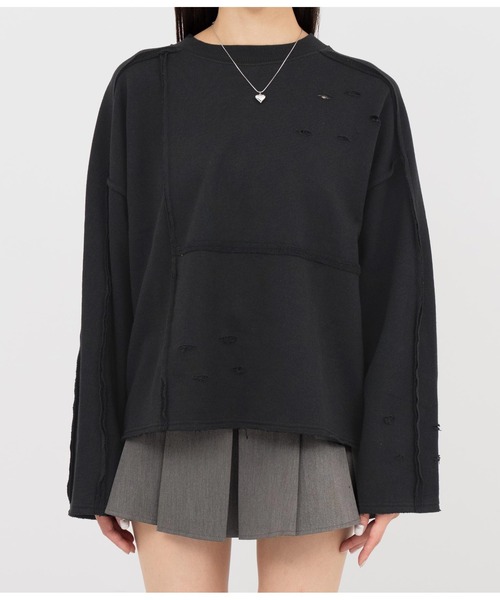 ANAP（アナップ）の「アウトシームダメージ裏毛スウェットトレーナー（スウェット・レディース・ブラック/オフホワイト・FREE）」の16枚目の写真