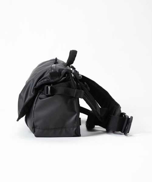 MAKAVELIC（マキャベリック）の「DE ROUTE MESSENGER BAG