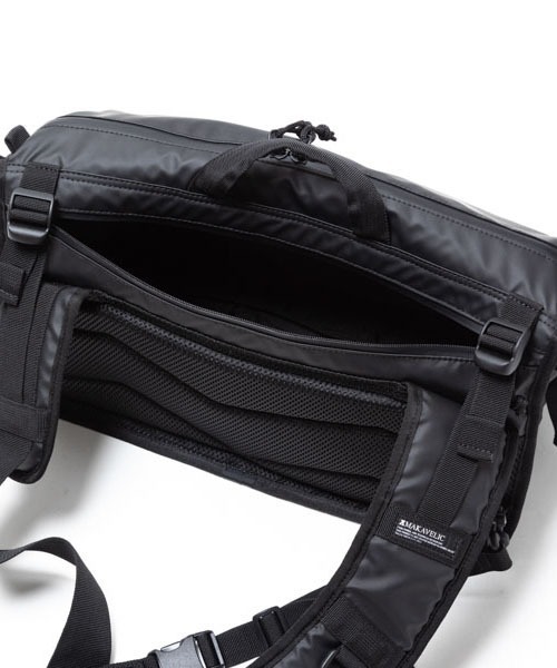 MAKAVELIC（マキャベリック）の「DE ROUTE MESSENGER BAG