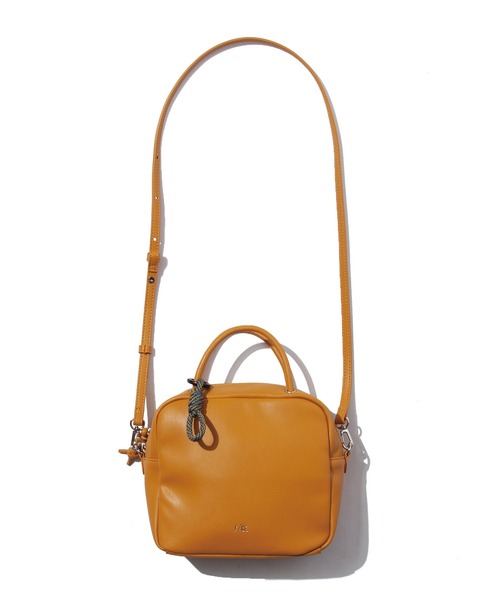 F/CE. （エフシーイー）の「F/CE. TECH LEATHER MINI SQUARE SHOULDER / エフシーイー テック レザー ミニ スクエア ショルダー（ショルダーバッグ・メンズ・ブラック/マスタード/オリーブ・FREE）」の16枚目の写真