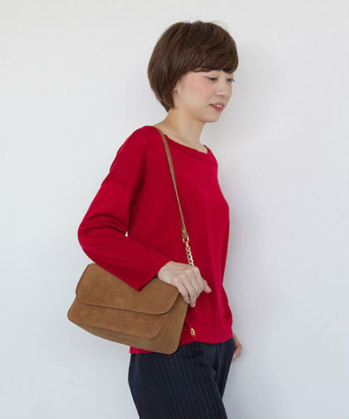 NATURAL BEAUTY BASIC(ナチュラルビューティーベーシック)の「【JJ 12月号掲載】ハトメ釦ニット(ニット/セーター・レディース・ネイビー/グレー/ホワイト系その他/レッド/グレー系その他/ダークベージュ・MEDIUM)」の6枚目の写真