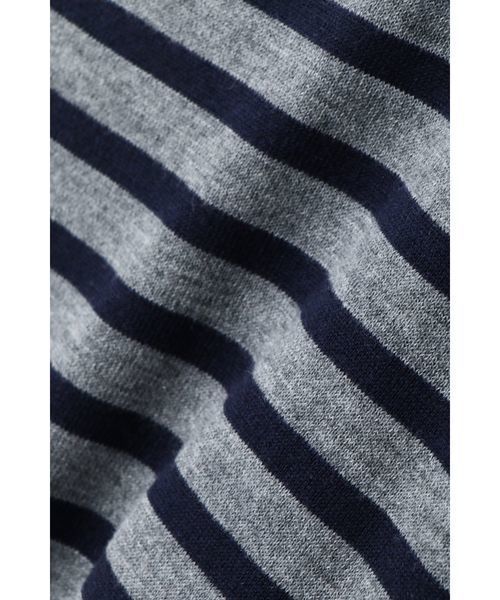 NATURAL BEAUTY BASIC(ナチュラルビューティーベーシック)の「【JJ 12月号掲載】ハトメ釦ニット(ニット/セーター・レディース・ネイビー/グレー/ホワイト系その他/レッド/グレー系その他/ダークベージュ・MEDIUM)」の10枚目の写真