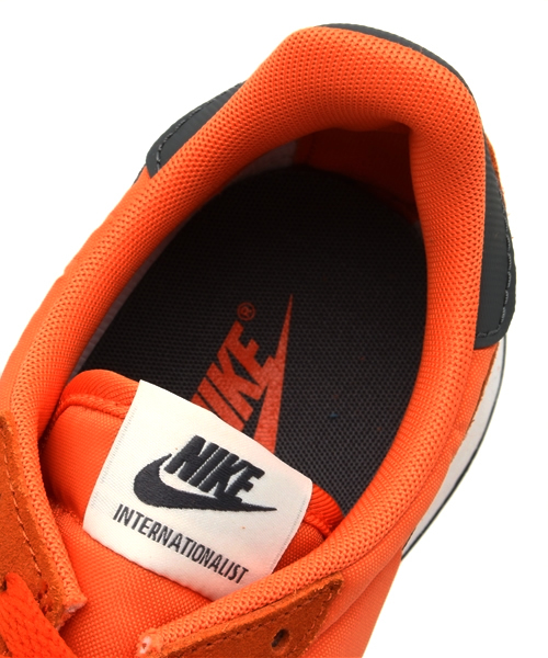 NIKE（ナイキ）の「ユニセックス ナイキ インターナショナリスト NIKE INTERNATIONALIST 631754-801（スニーカー・メンズ・オレンジ・24.5cm/27cm/27.5cm/28.5cm/28cm/24cm/26.5cm/29cm）」の7枚目の写真
