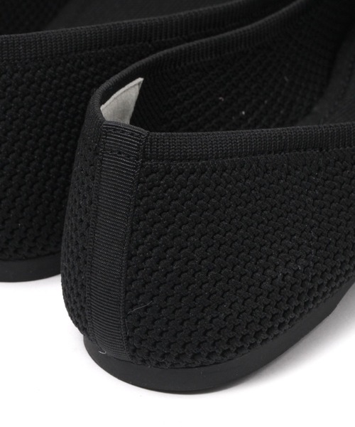 LAKOLE(ラコレ)の「ニットフラットシューズ / 996420(パンプス・レディース・ブラック/レッド/アイボリー・MEDIUM/LARGE/SMALL)」の5枚目の写真