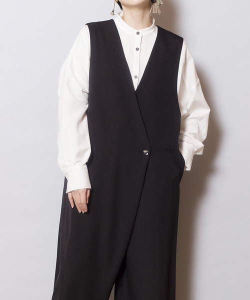OSMOSIS(オズモーシス)の「ラップオールインワン(ワンピース・レディース・ネイビー/ブラック/ベージュ・ONE SIZE)」の2枚目の写真