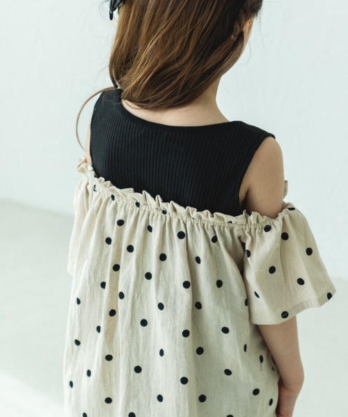 pairmanon（ペアマノン）の「オフショル風 ワッフルドッキングブラウス（シャツ/ブラウス・キッズ・ブラック/アイボリー/ライトベージュ・130/90/110/120/140/100/150）」の11枚目の写真