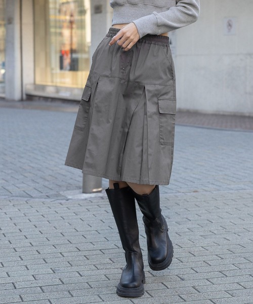 3.3 Field Trip （3.3フィールドトリップ）の「3.3 Field Trip／ポケットナイロンスカート 2103557（スカート・レディース・グレー/ネイビー・FREE）」の2枚目の写真