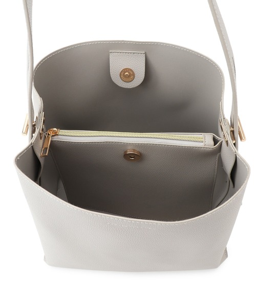 ROPE' PICNIC（ロペピクニック）の「マンテルメタルスクエアワンショルダーバッグ（ショルダーバッグ・レディース・ブラック/グレー/オフホワイト/ベージュ系その他・FREE）」の17枚目の写真