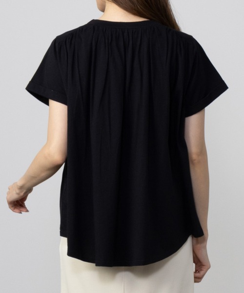 Howdy Marie(ハウディ―マリー)の「Howdy Marie ハウディーマリー ギャザーTシャツ(Tシャツ/カットソー・レディース・ブラック/ホワイト/モカ・フリー)」の9枚目の写真