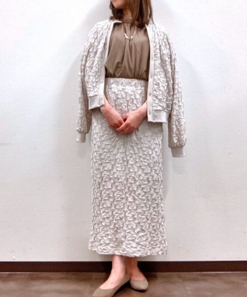 Howdy Marie(ハウディ―マリー)の「Howdy Marie ハウディーマリー ギャザーTシャツ(Tシャツ/カットソー・レディース・ブラック/ホワイト/モカ・フリー)」の16枚目の写真